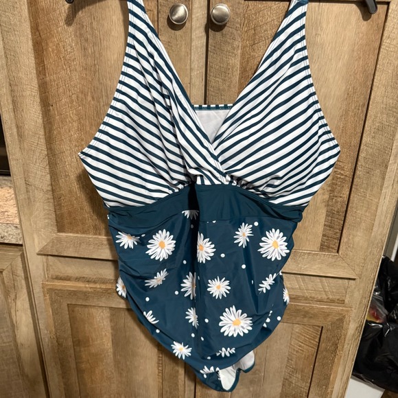 BloomChic Plus Size One Piece Swimsuit Floral Striped Crisscross Front Teal Blue - Picture 1 of 9